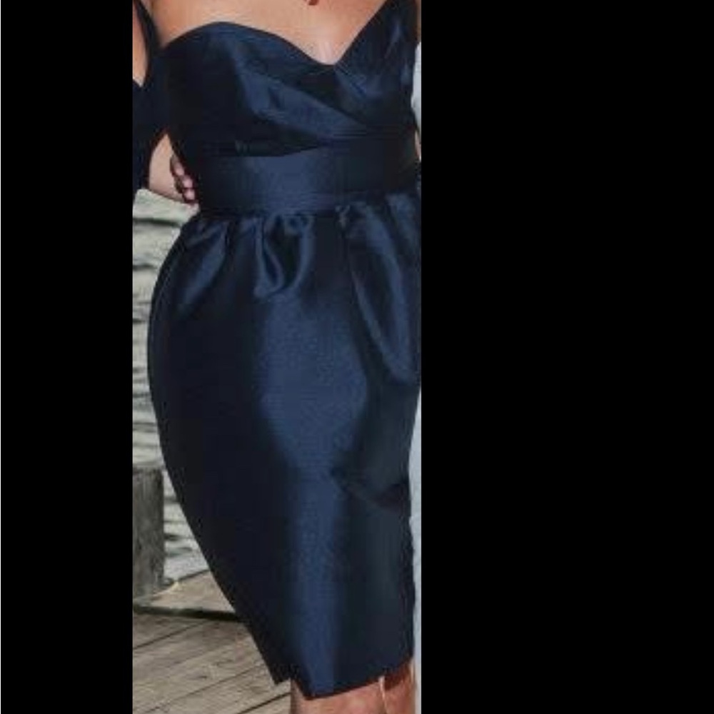 Alfred Sung - Elegant Navy Blue Strapless Dress